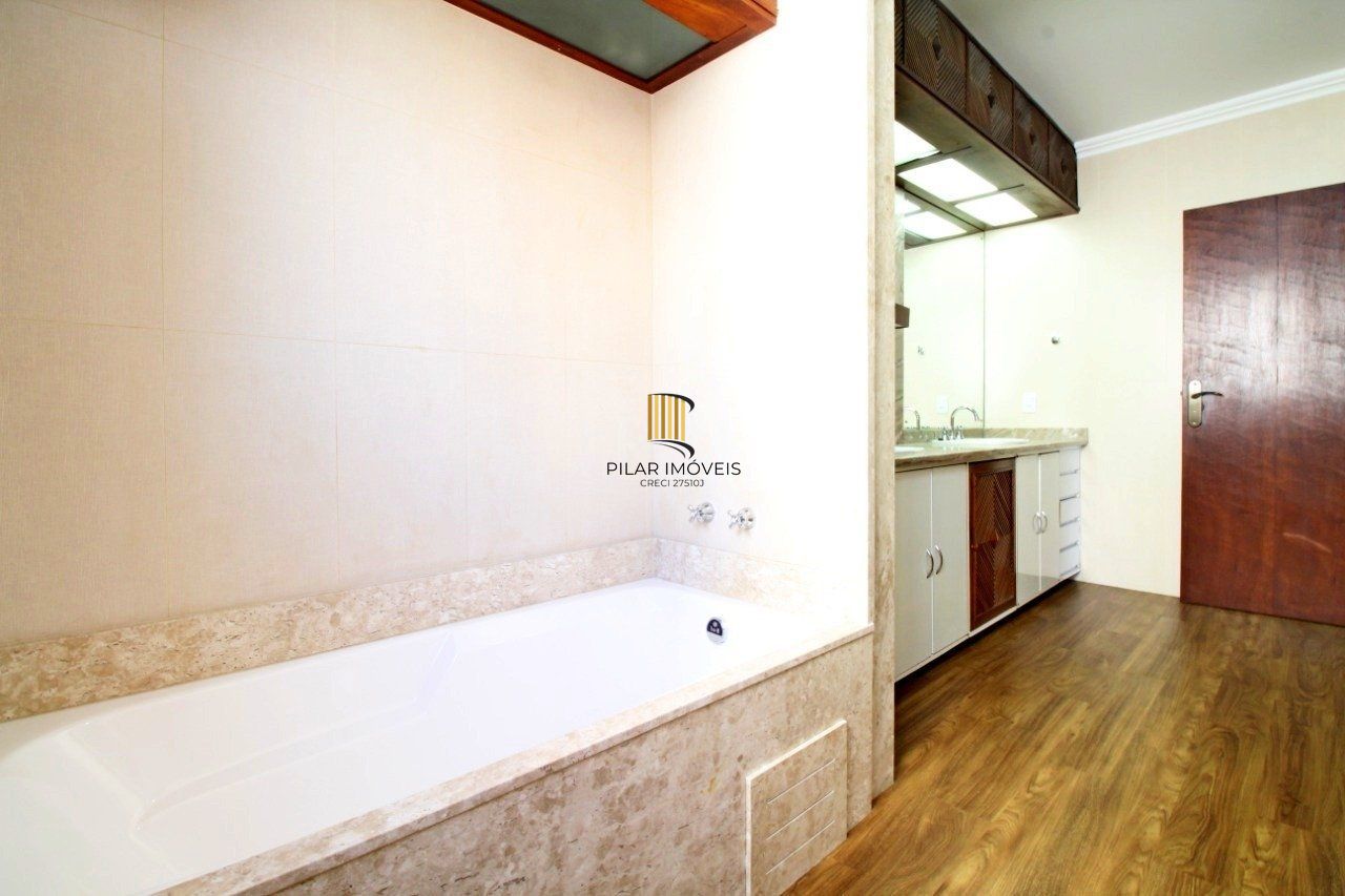 Apartamento para Venda - 295m², 3 dormitórios, sendo 1 suites, 2 vagas - Independência