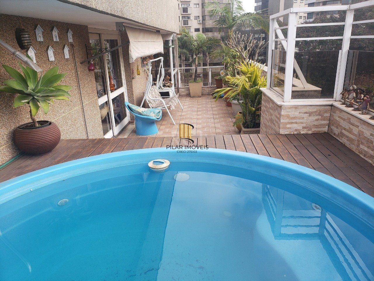 Cobertura para Venda - 296m², 3 dormitórios, sendo 1 suites, 3 vagas - Petrópolis