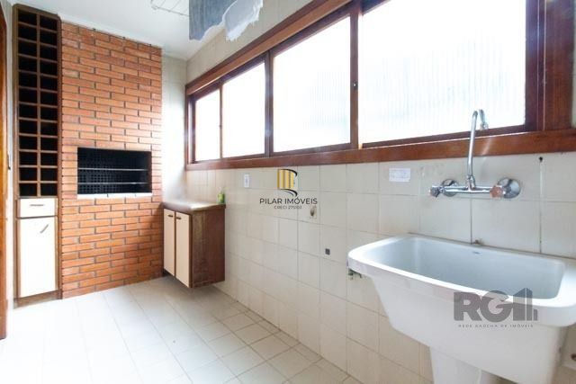 Apartamento 3 dormitórios no bairro Menino Deus