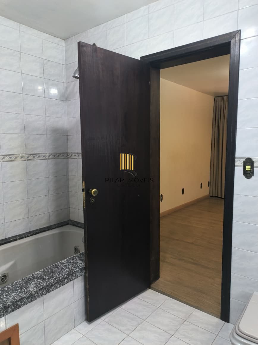 CASA SOBRADO 3 DORMITÓRIOS 1 SUITE 3 VAGAS NO BAIRRO HIGIENÓPOLIS EM PORTO ALEGRE