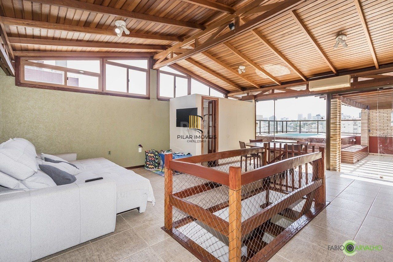 Duplex 3 dormitórios no bairro São João