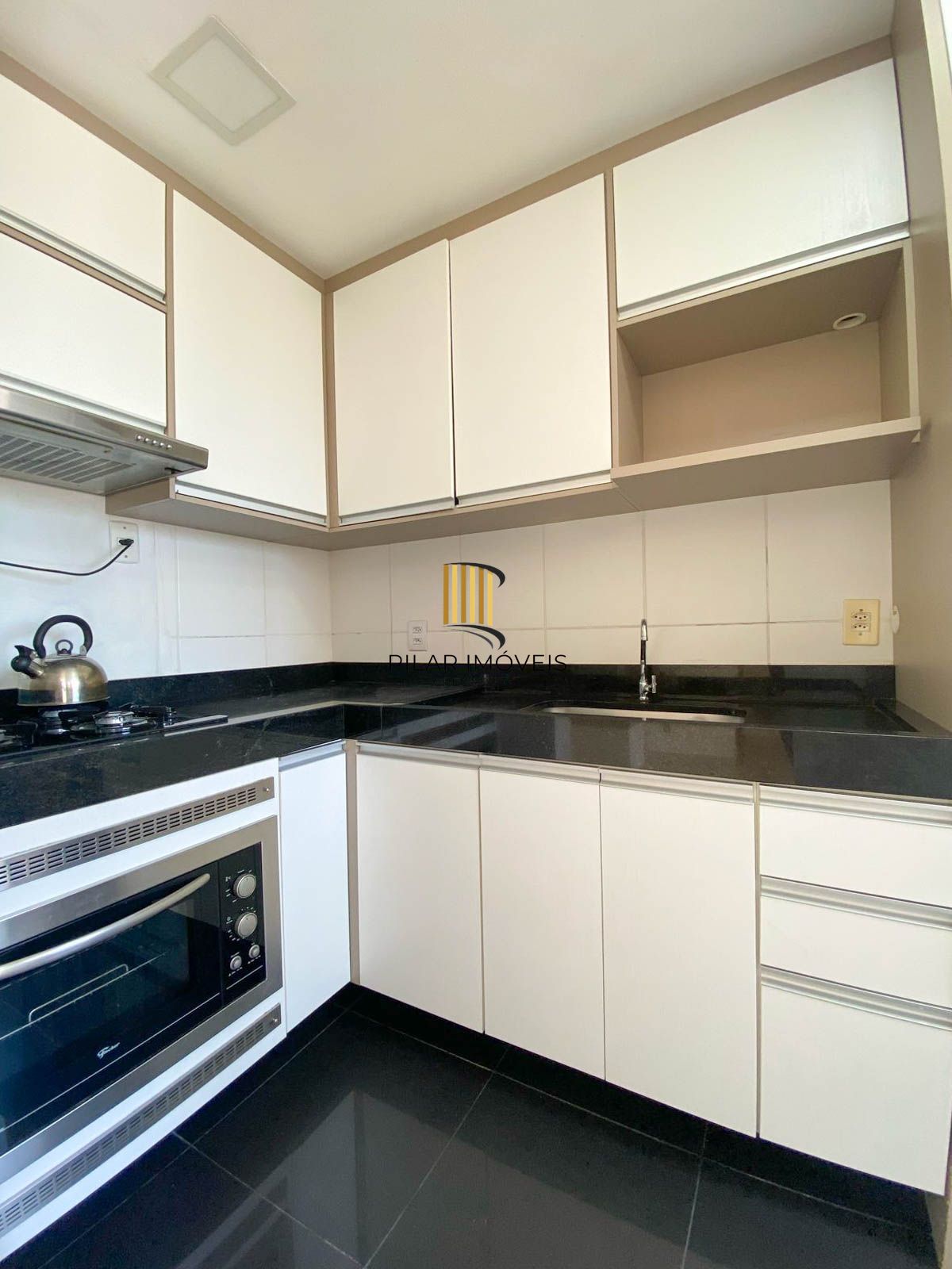 Apartamento / 2 Dormitórios / Sacada com Churrasqueira / 1 Vaga / Morro Santana / Porto Alegre / RS