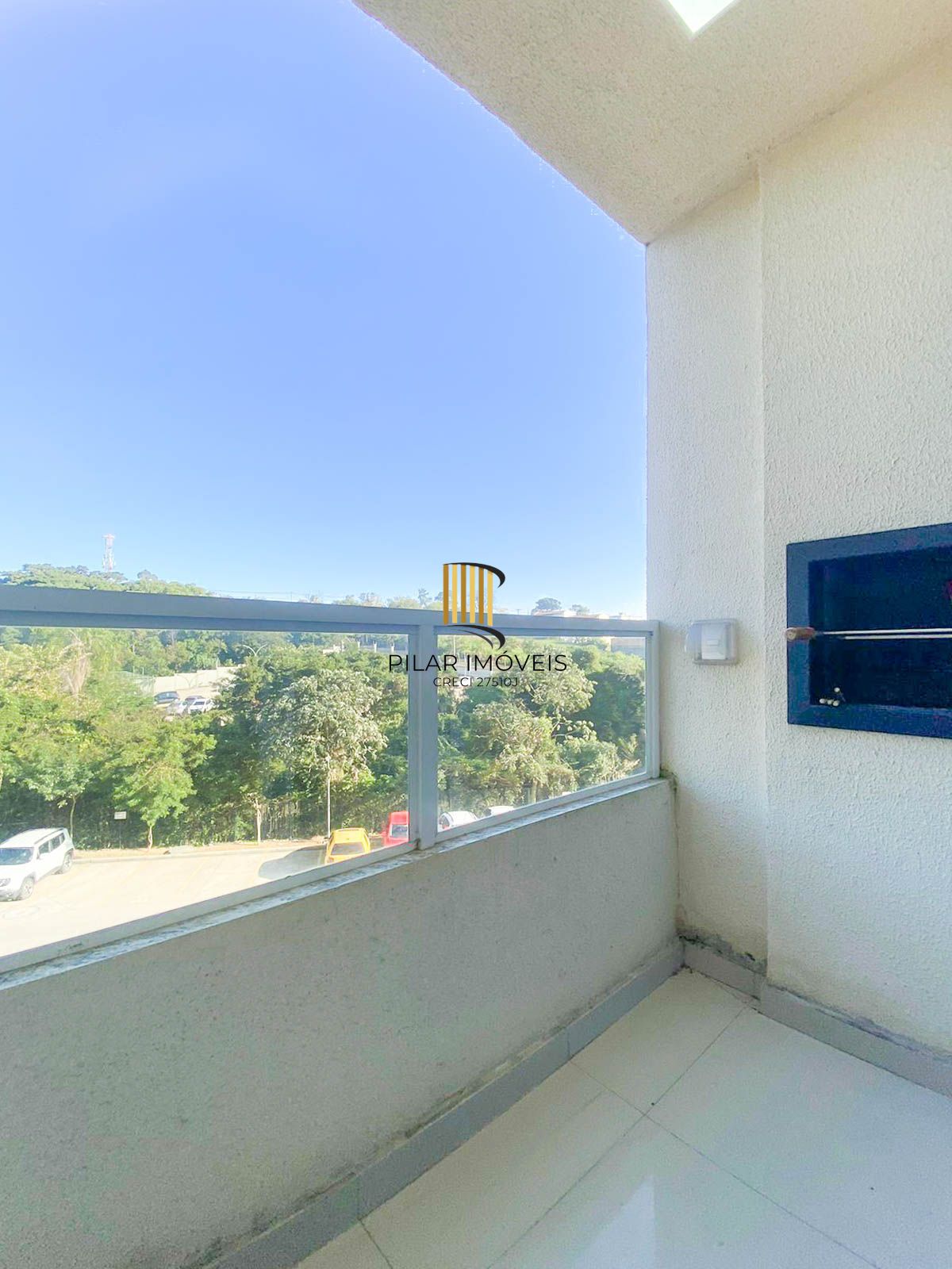 Apartamento / 2 Quartos / Sacada e Churrasqueira / 1 Vaga / Santa Fé / Porto Alegre / RS