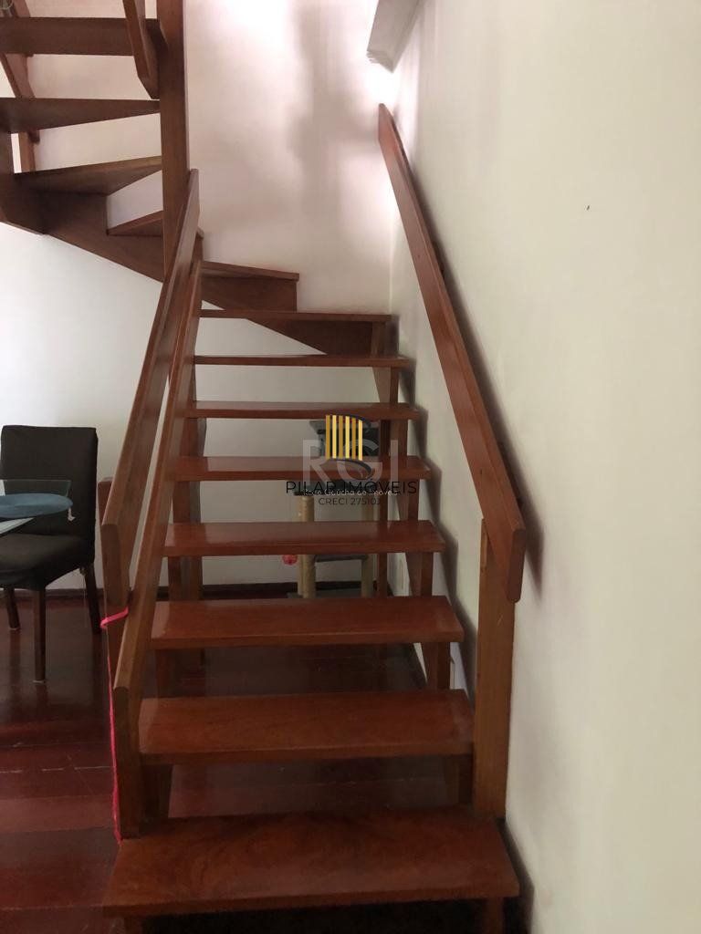 Cobertura para Venda - 100.94m², 3 dormitórios, sendo 1 suites, 2 vagas - Petrópolis