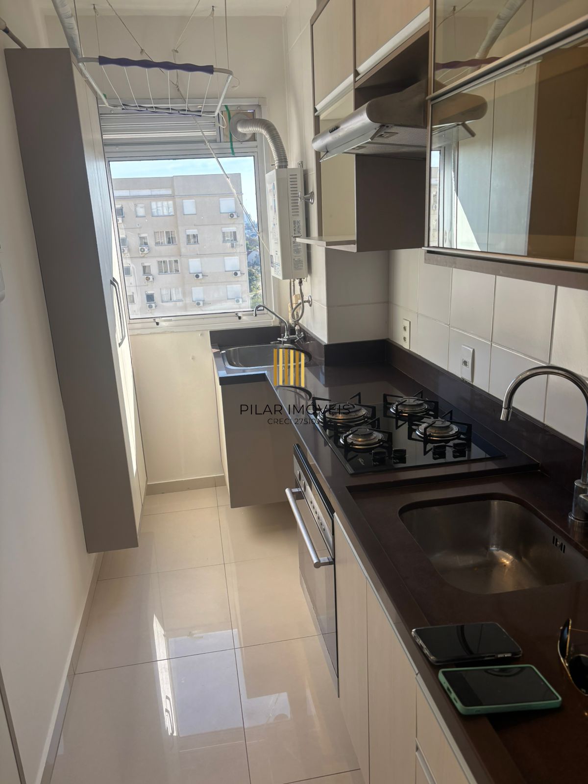 Apartamento / 2 Dormitórios / 1 Vaga / Mobiliado / Jardim Itu / Porto Alegre / RS