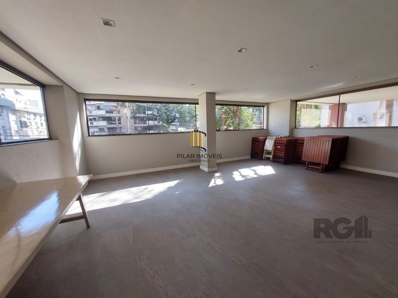 Apartamento 3 dormitórios no bairro Mont Serrat