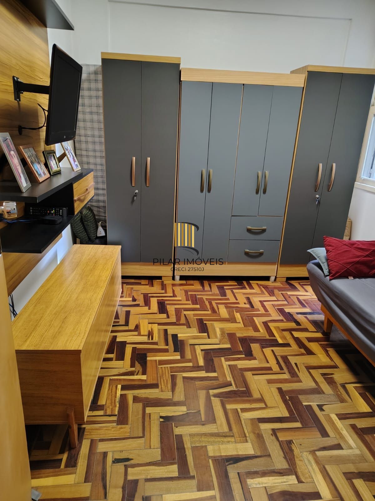 Apartamento Espaçoso no Centro Histórico com Móveis Sob Medida