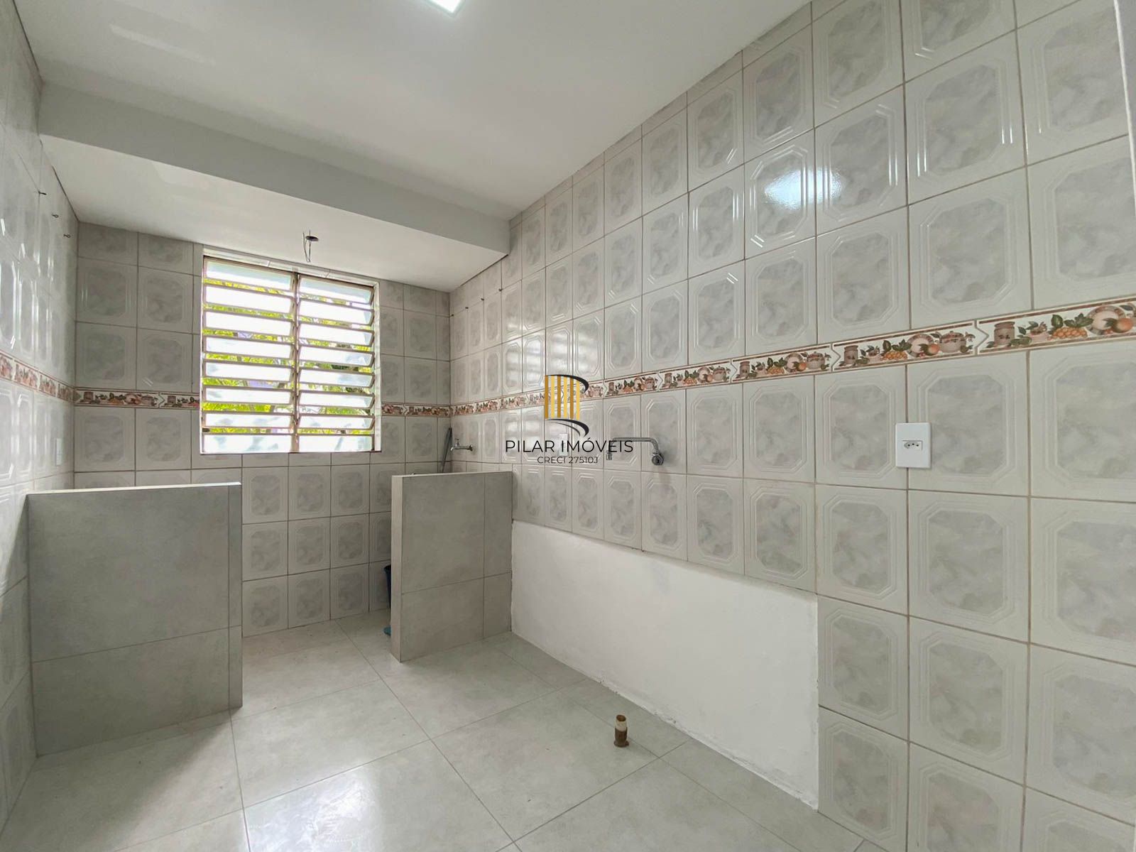 Apartamento / 2 Dormitórios / 1 Vaga / Morro Santana / Porto Alegre / RS