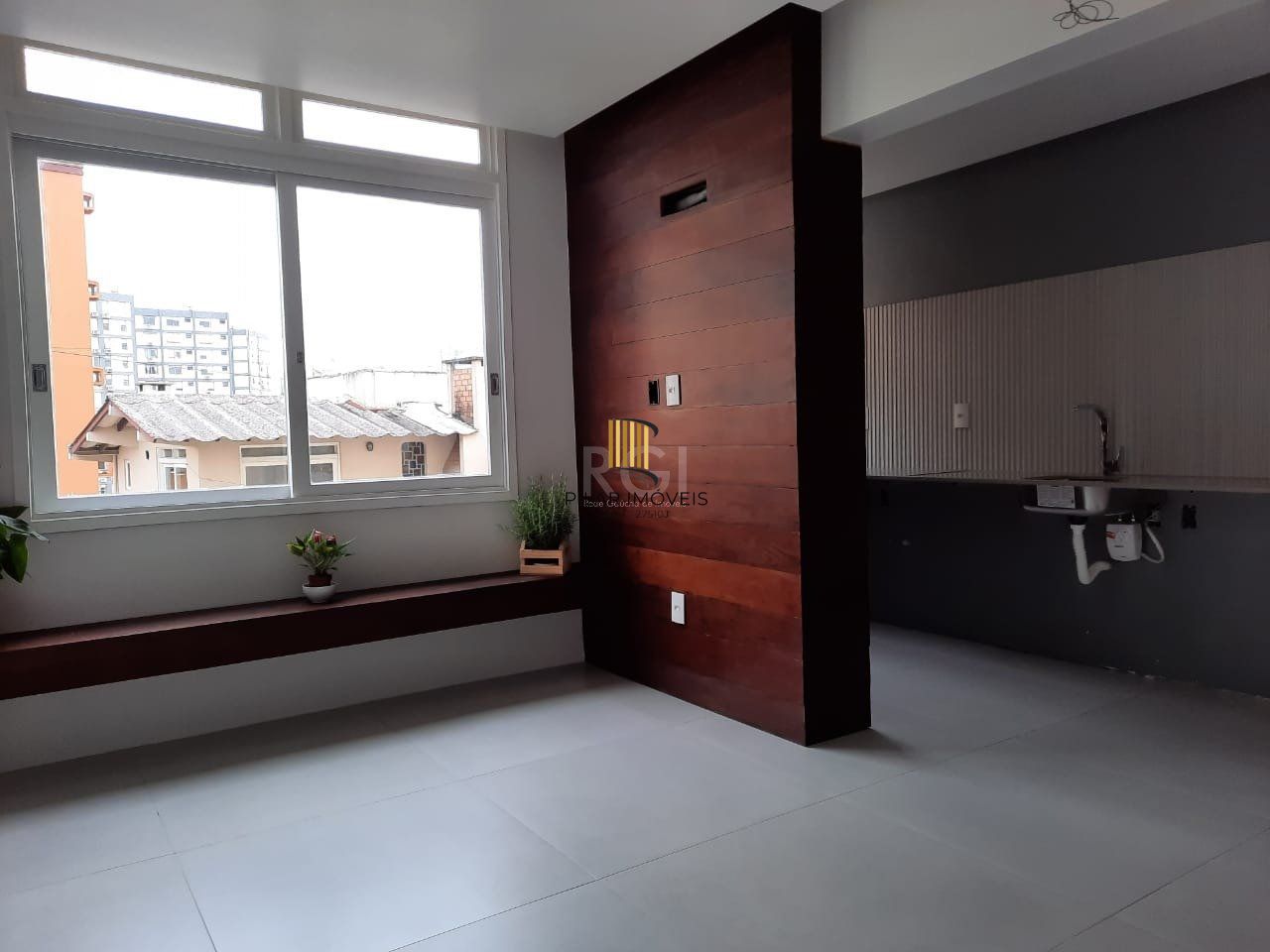 Apartamento para Venda - 43.76m², 1 dormitório, sendo 1 suites, 1 vaga - Boa Vista