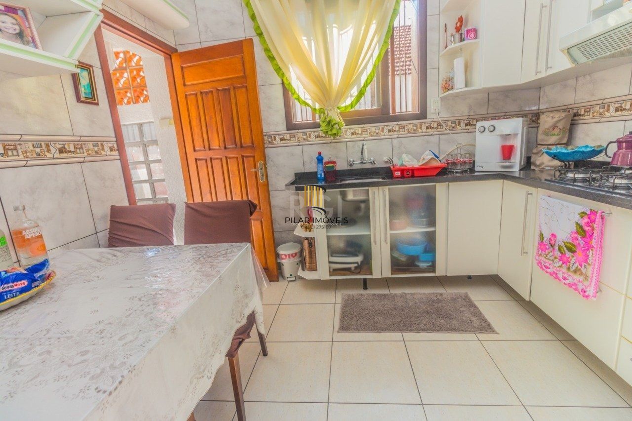 Casa 3 Dormitório(s) Bairro Santa Tereza