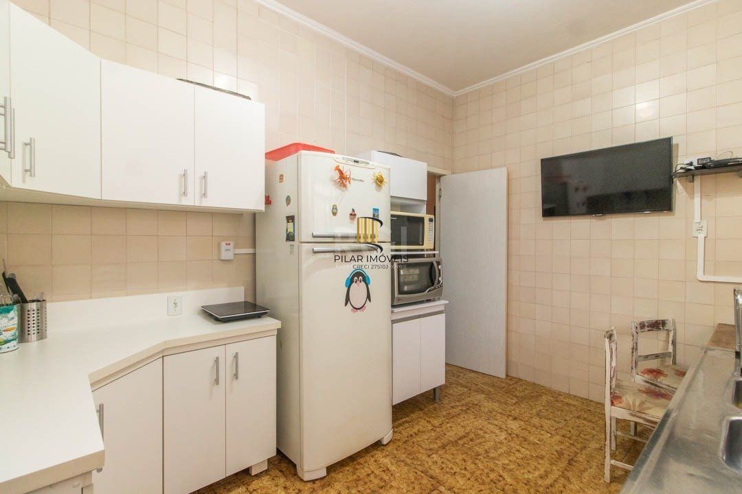 Casa para Venda - 203m², 3 dormitórios, sendo 1 suites, 2 vagas - Santa Tereza