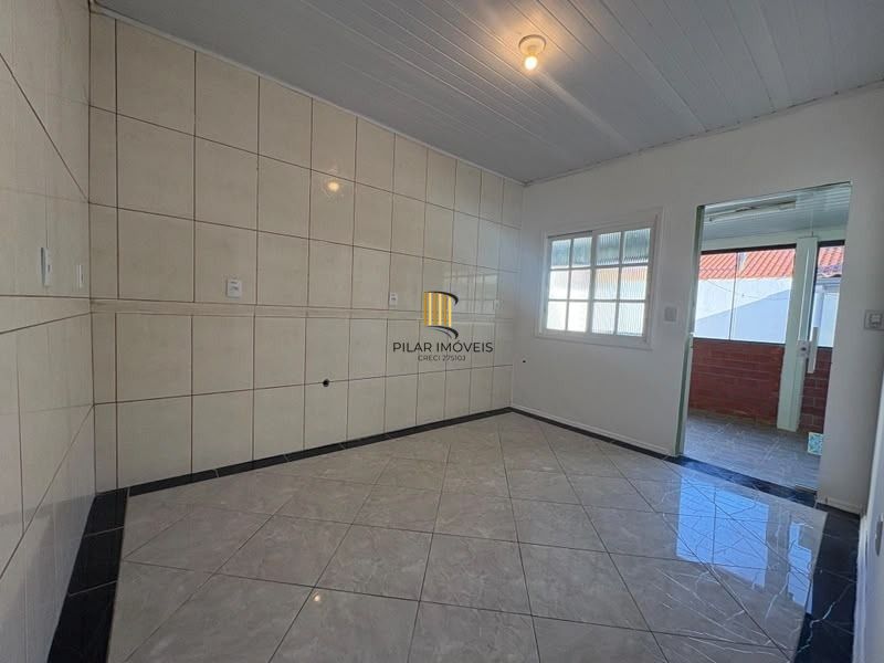 Casa a venda com 2 quartos no bairro Mont Serrat