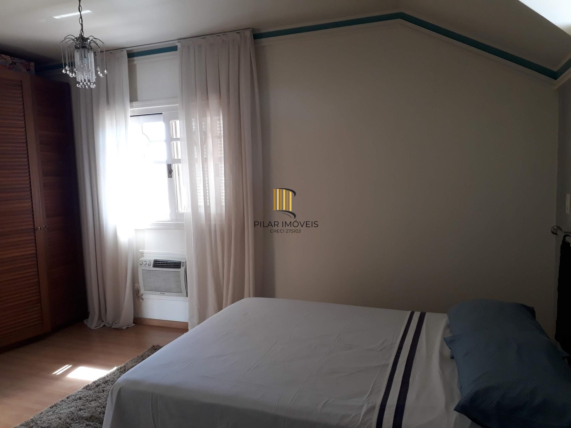 Excelente sobrado 242m²/3dormitórios/Moinhos de Vento/Canoas