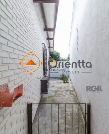 Casa 4 dormitórios no bairro Chácara das Pedras