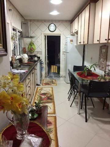 Casa Condominio para Venda - 720m², 5 dormitórios, sendo 2 suites, 5 vagas - Elsa