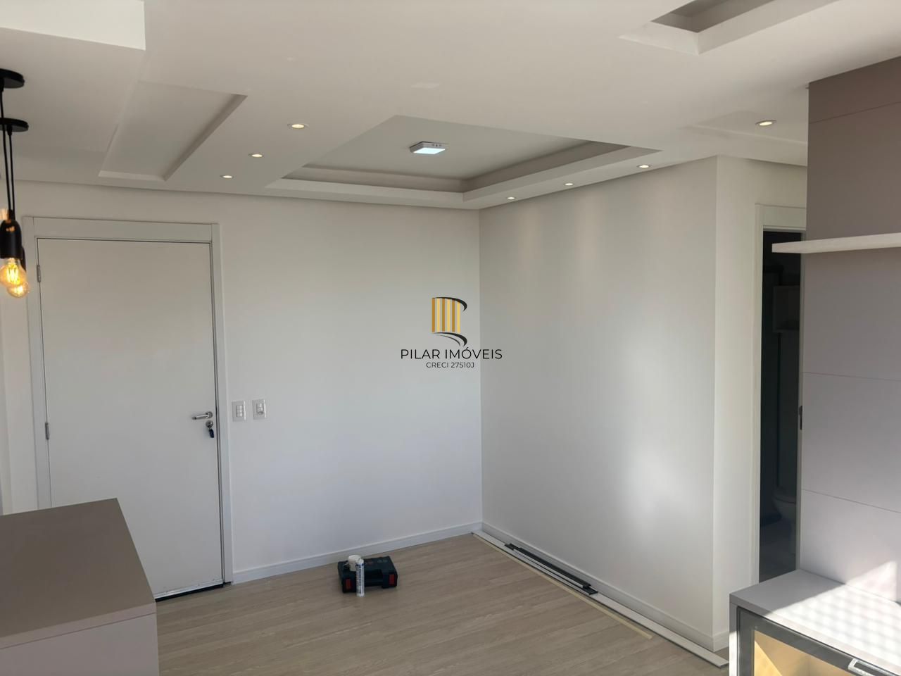 Apartamento / 2 Dormitórios / 1 Vaga / Mobiliado / Jardim Itu / Porto Alegre / RS