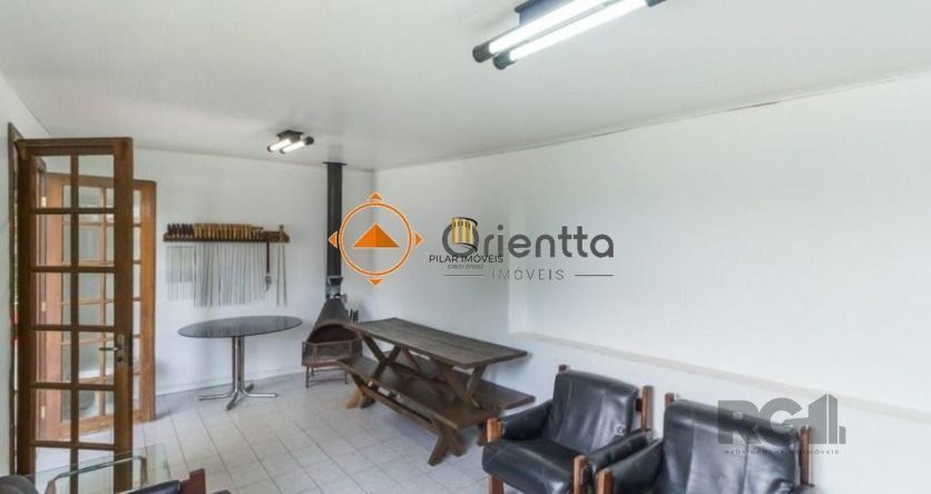 Casa 4 dormitórios no bairro Chácara das Pedras