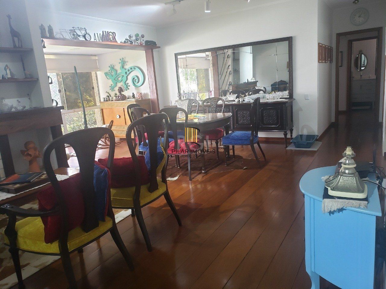 Cobertura para Venda - 296m², 3 dormitórios, sendo 1 suites, 3 vagas - Petrópolis