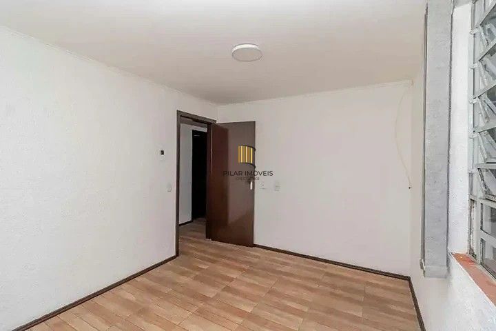 Sala comercial à venda na Avenida Azenha/ 68M²