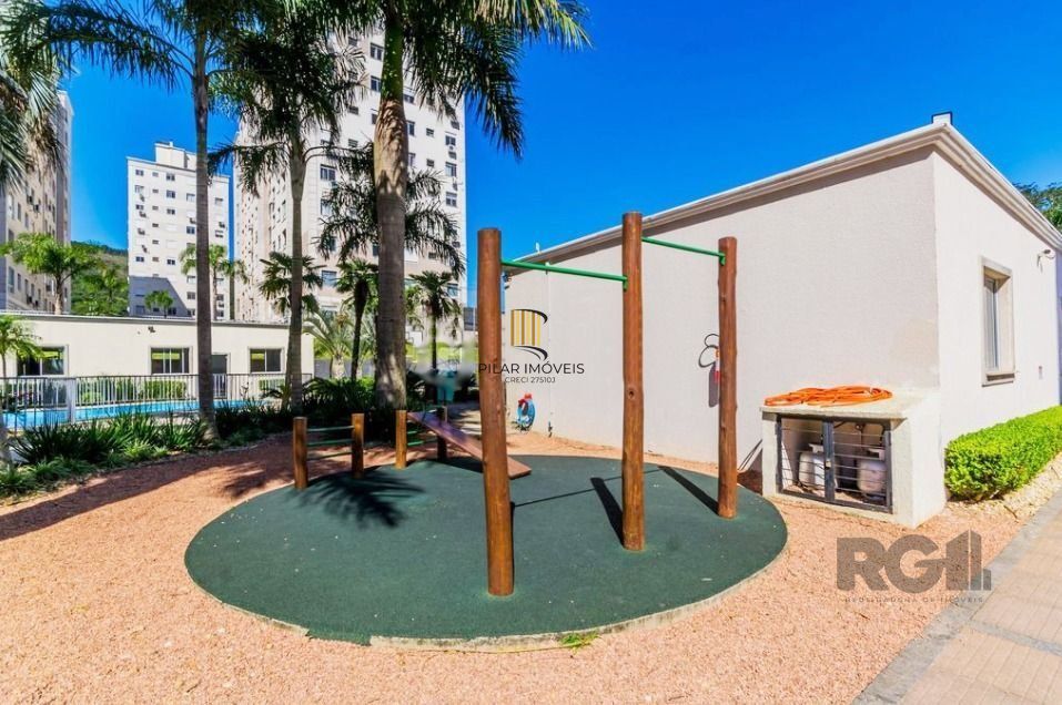 Apartamento com 2 quartos, sala, cozinha, sacada com churrasqueira e 1 vaga.