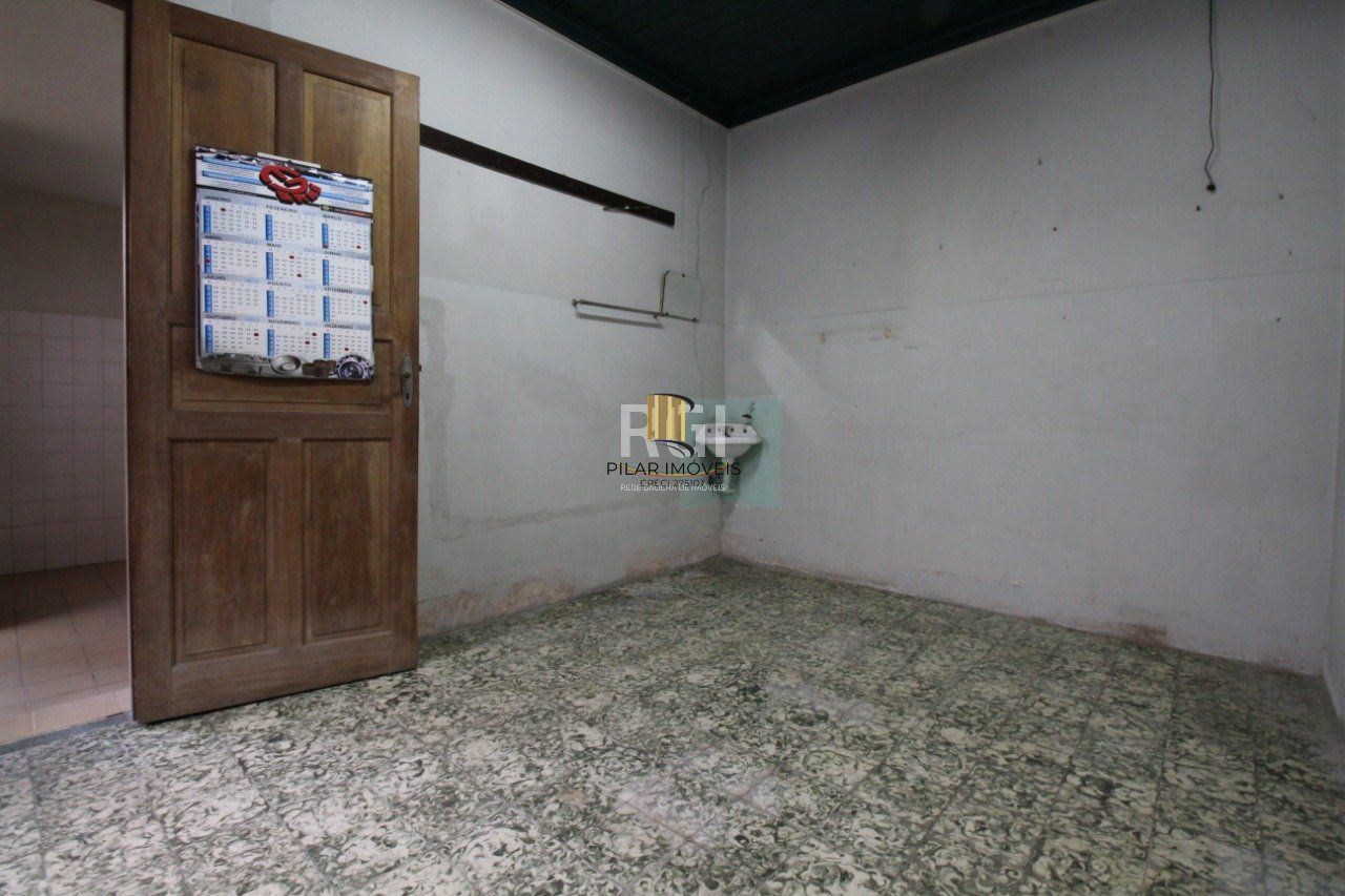 Casa 3 dormitórios no bairro São João