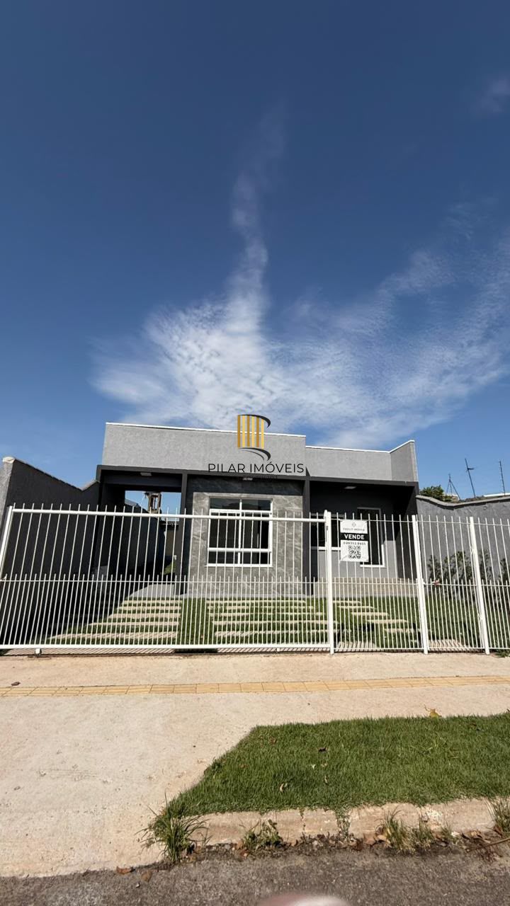 Casa a venda no bairro Moradas do Vale I - Gravatai