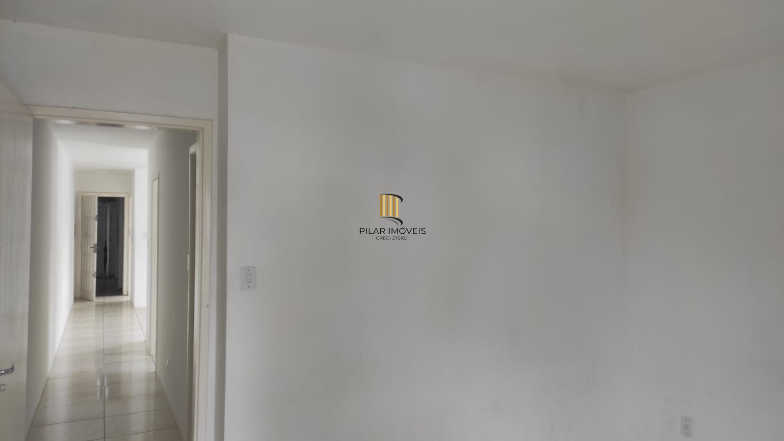 Apartamento rua Dr. Barcelos/ dois dormitorios/ garagem coberta