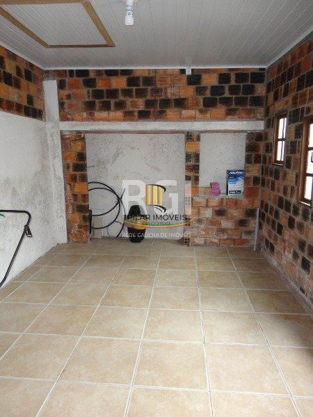 Casa para Venda - 100m², 3 dormitórios, 4 vagas - Guarujá