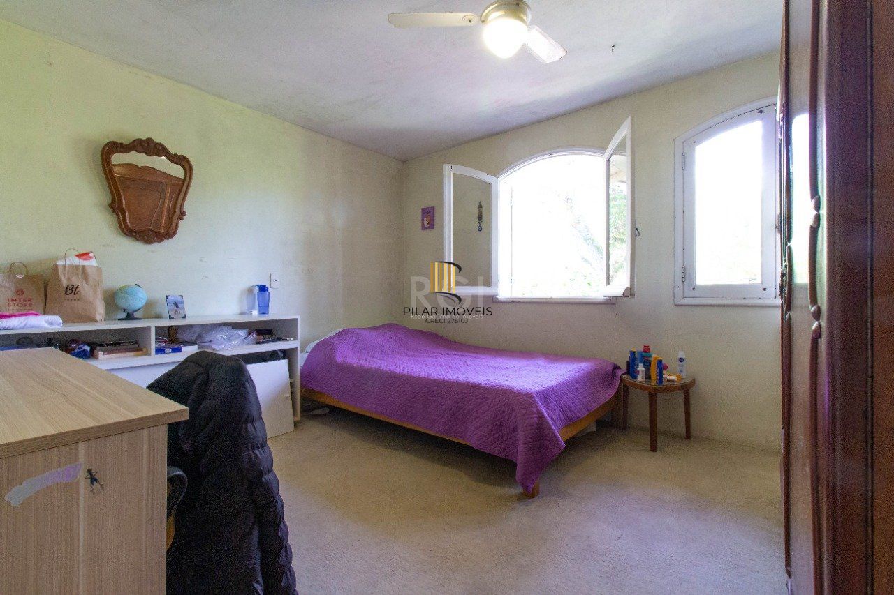 Casa para Venda - 422m², 6 dormitórios, sendo 2 suites, 5 vagas - Vila Assunção