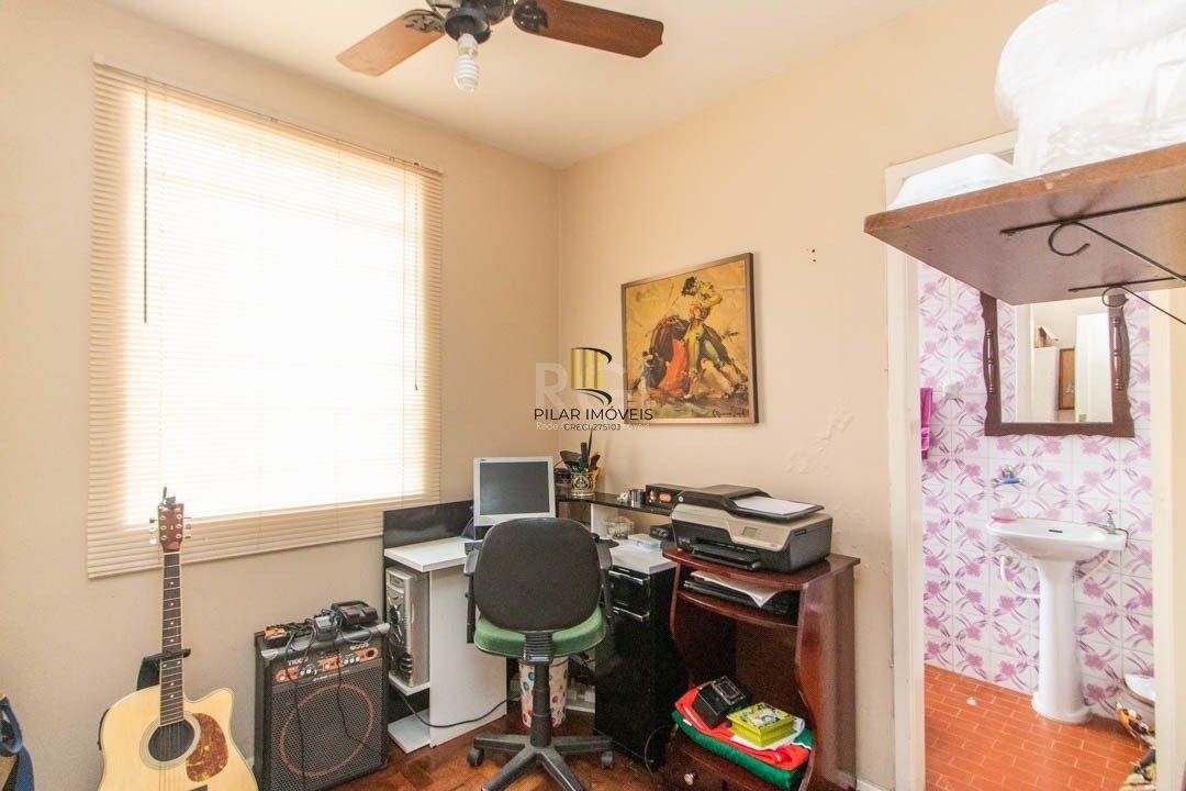Casa para Venda - 203m², 3 dormitórios, sendo 1 suites, 2 vagas - Santa Tereza