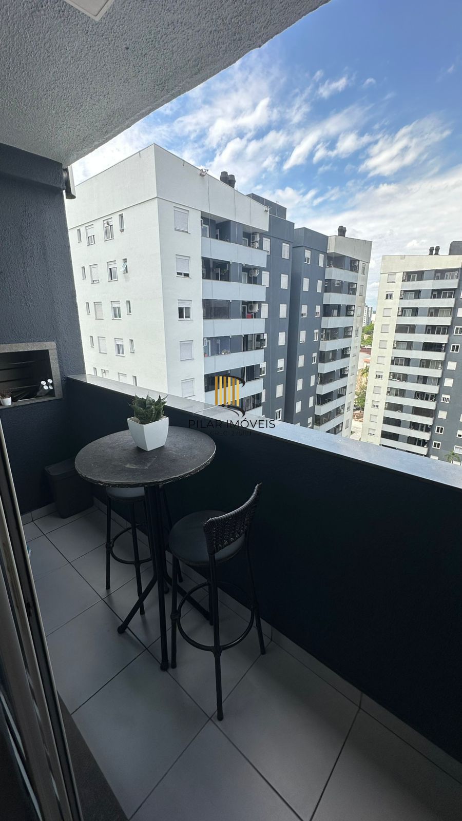 Apartamento mobiliado/ 2 dormitorios/ Centro Canoas/