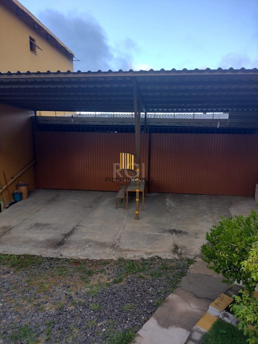 Casa para Venda - 0.18m², 2 dormitórios, sendo 2 suites, 3 vagas - Lomba do Pinheiro