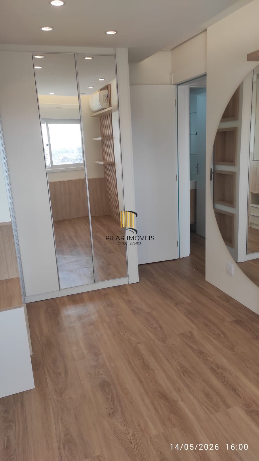 Apartamento a venda / Proximo ao Forúm / 2 Dorm.