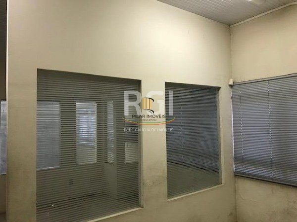 Depósito/Pavilhão para Venda - 1000m², 0 dormitórios, 4 vagas - Jardim Itu Sabará