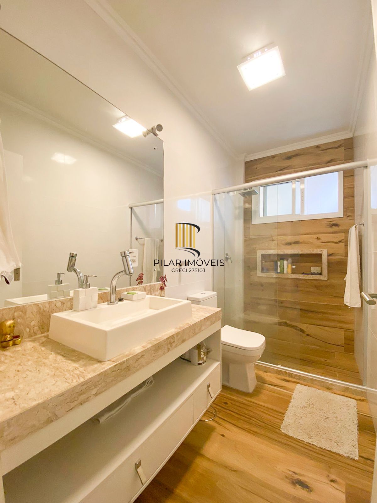 Casa / 4 Quartos / 1 Suíte / Churrasqueira / Jardim Itu Sabará / Porto Alegre / RS