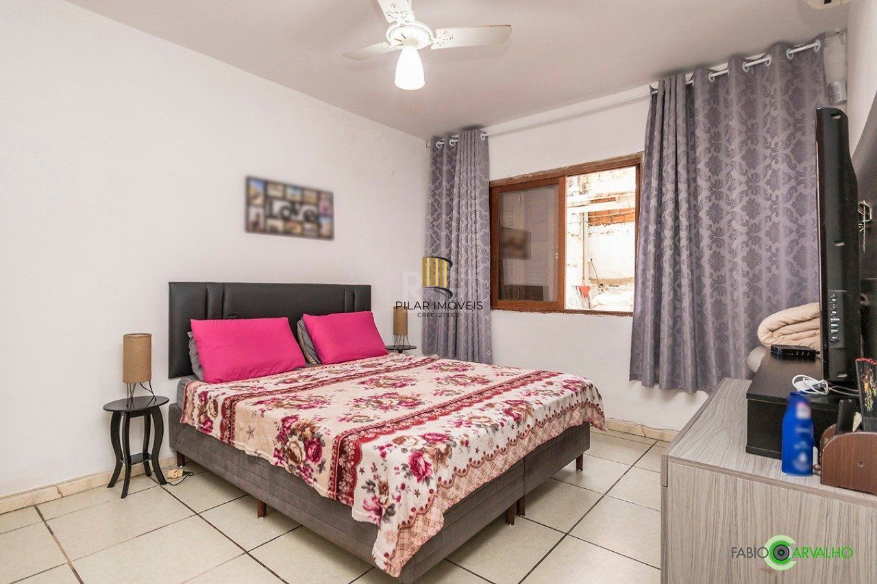 Casa para Venda - 168m², 3 dormitórios, sendo 1 suites, 3 vagas - Medianeira