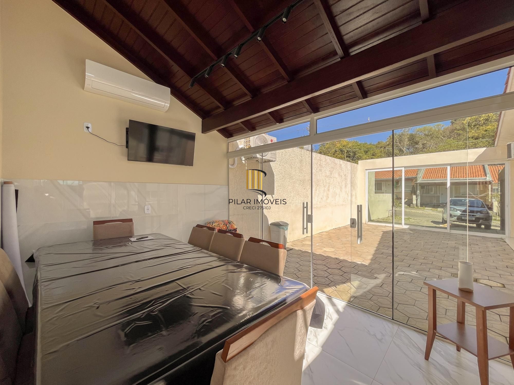 Casa em condomínio com 03 dormitórios no Alta Vista