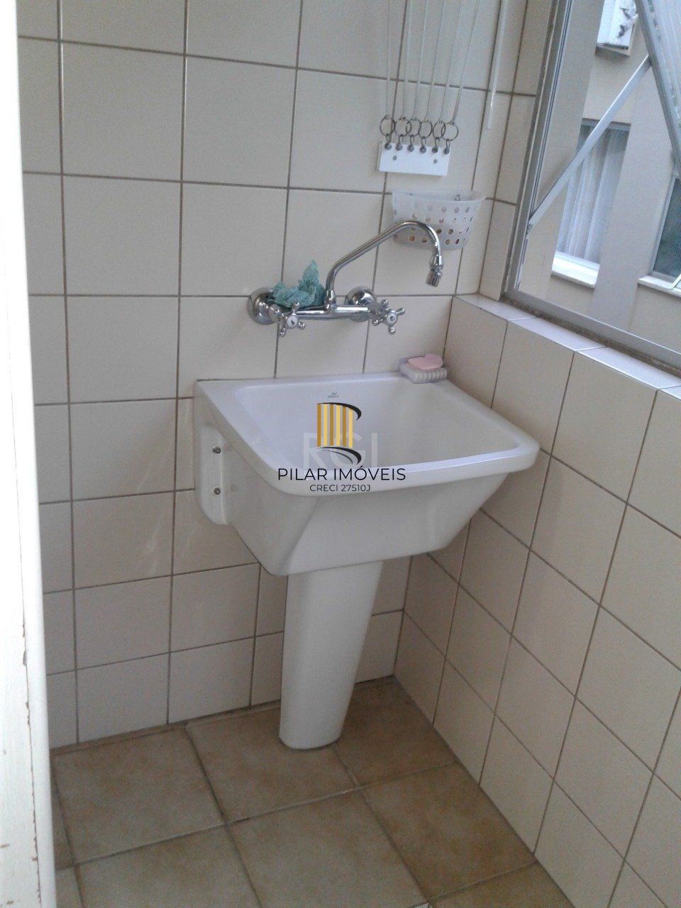Apartamento para Venda - 67.4m², 2 dormitórios, 1 vaga - São João