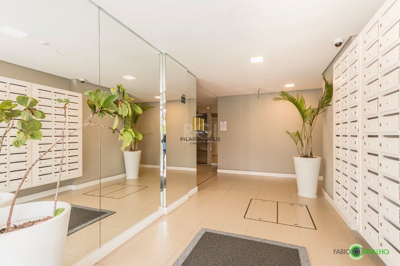 Apartamento para Venda - 62.48m², 2 dormitórios, sendo 1 suites, 1 vaga - Glória