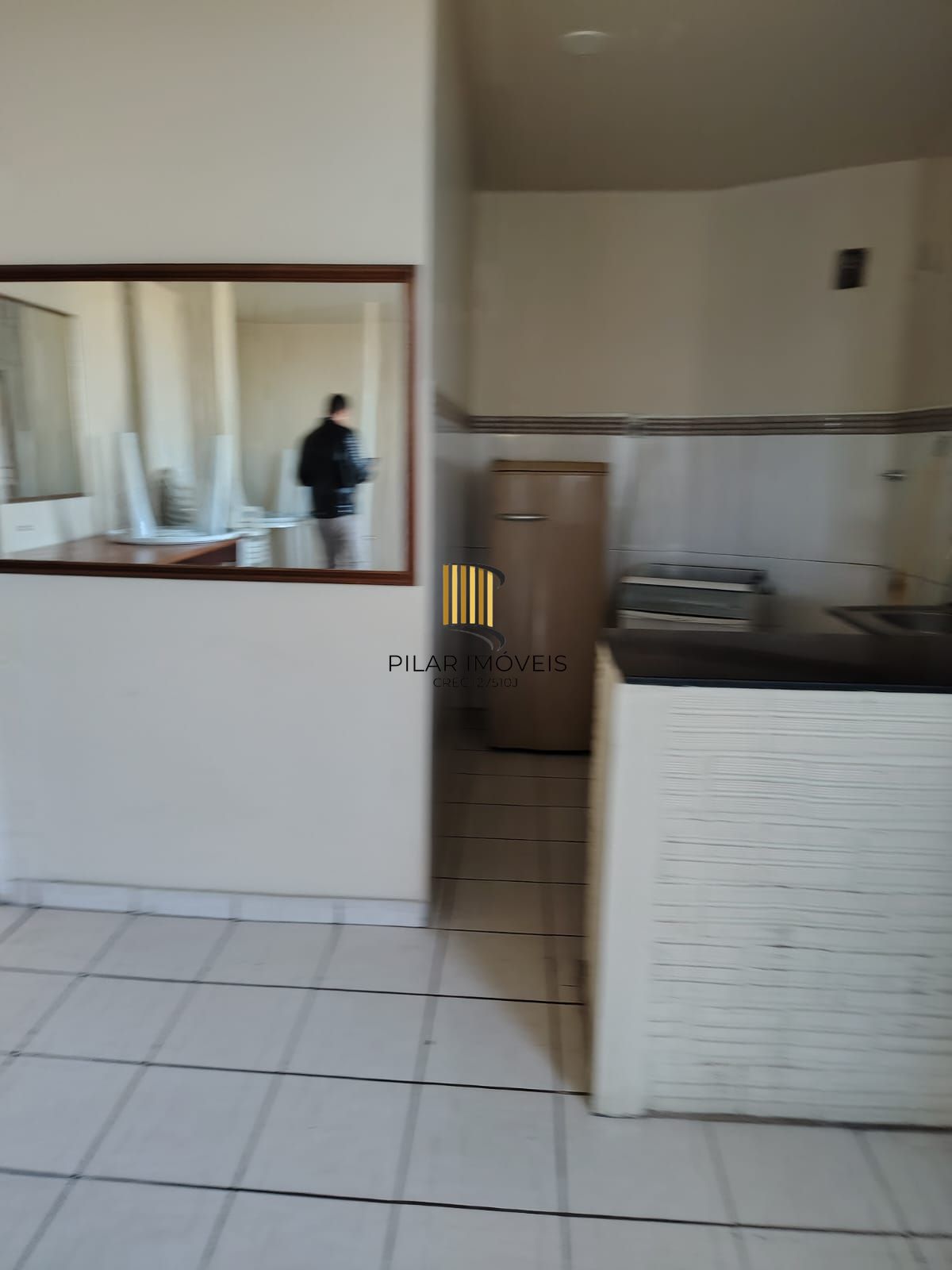 Apartamento Espaçoso no Centro Histórico com Móveis Sob Medida
