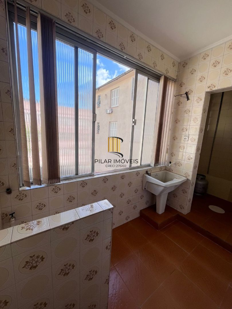 Apartamento a venda Bairro Floresta / 3 Dorm.