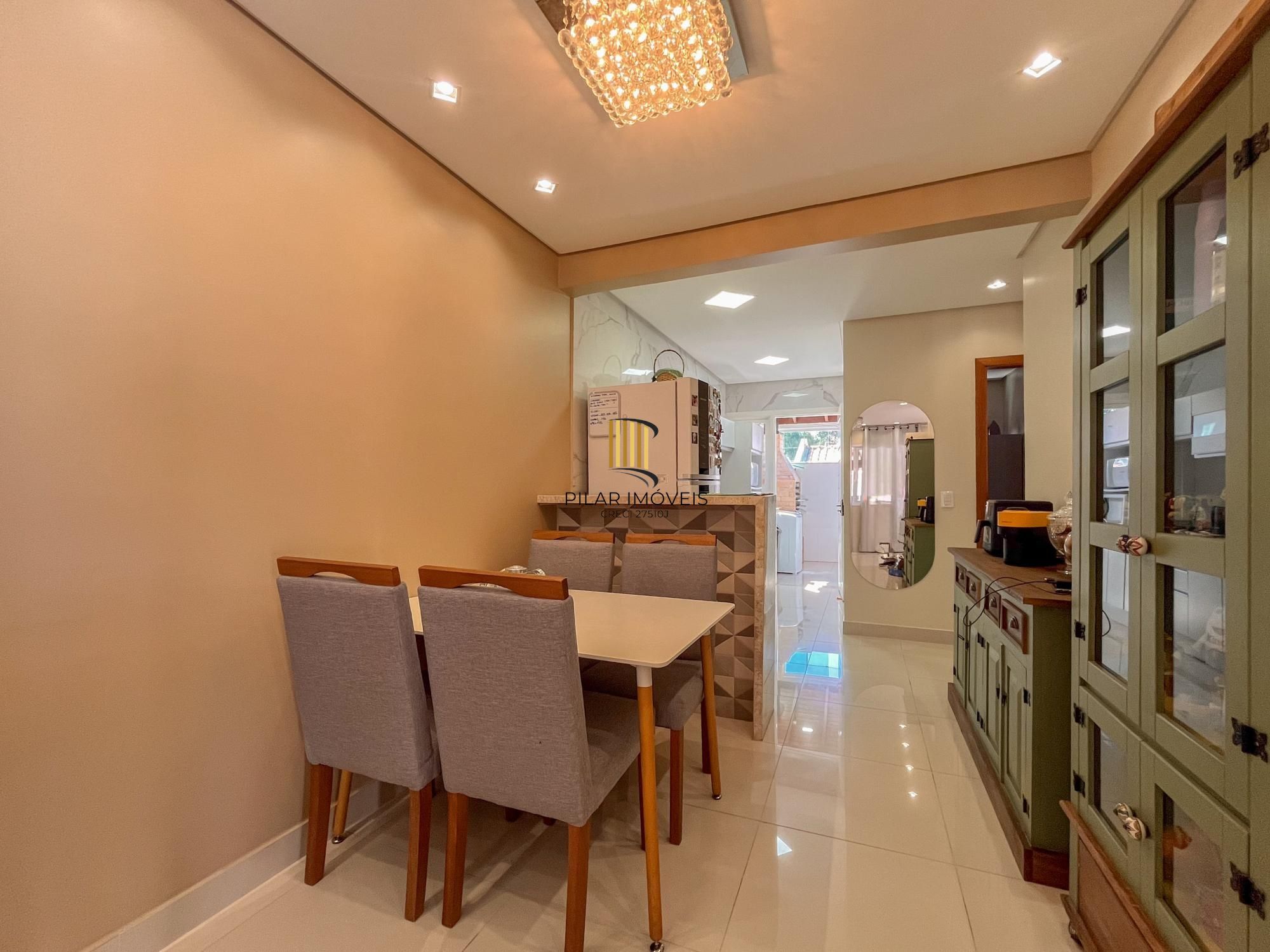 Casa em condomínio com 03 dormitórios no Alta Vista