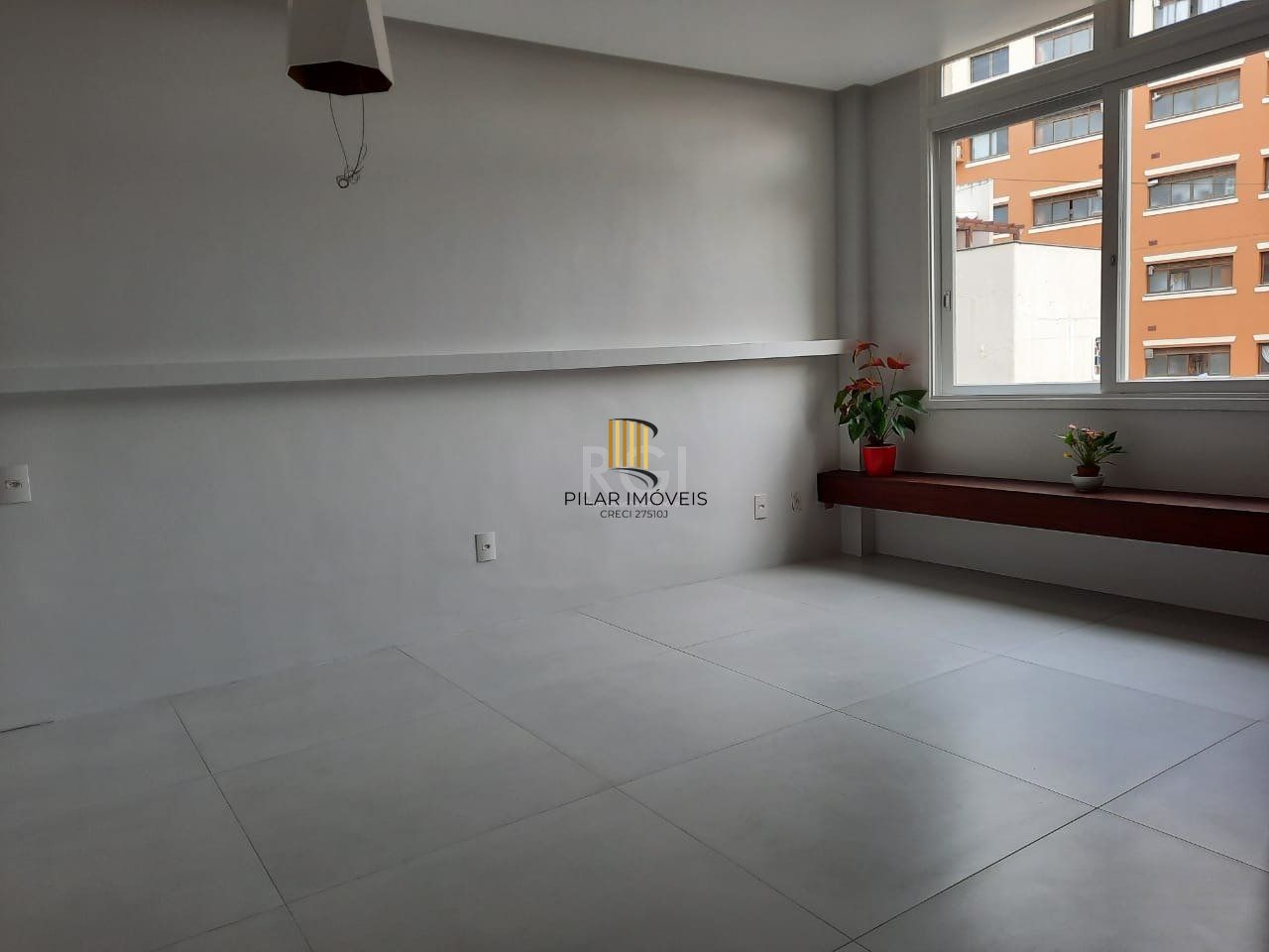 Apartamento para Venda - 43.76m², 1 dormitório, sendo 1 suites, 1 vaga - Boa Vista