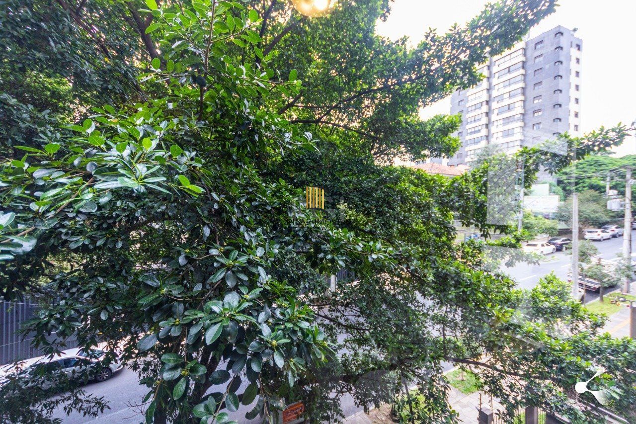 Apartamento para Venda - 100.55m², 3 dormitórios, sendo 1 suites, 2 vagas - Boa Vista