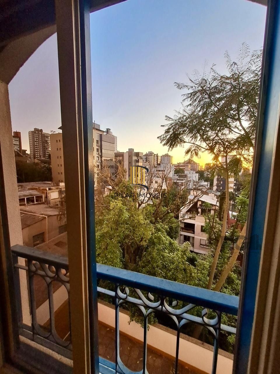 Apartamento 2 dormitórios no bairro Mont Serrat