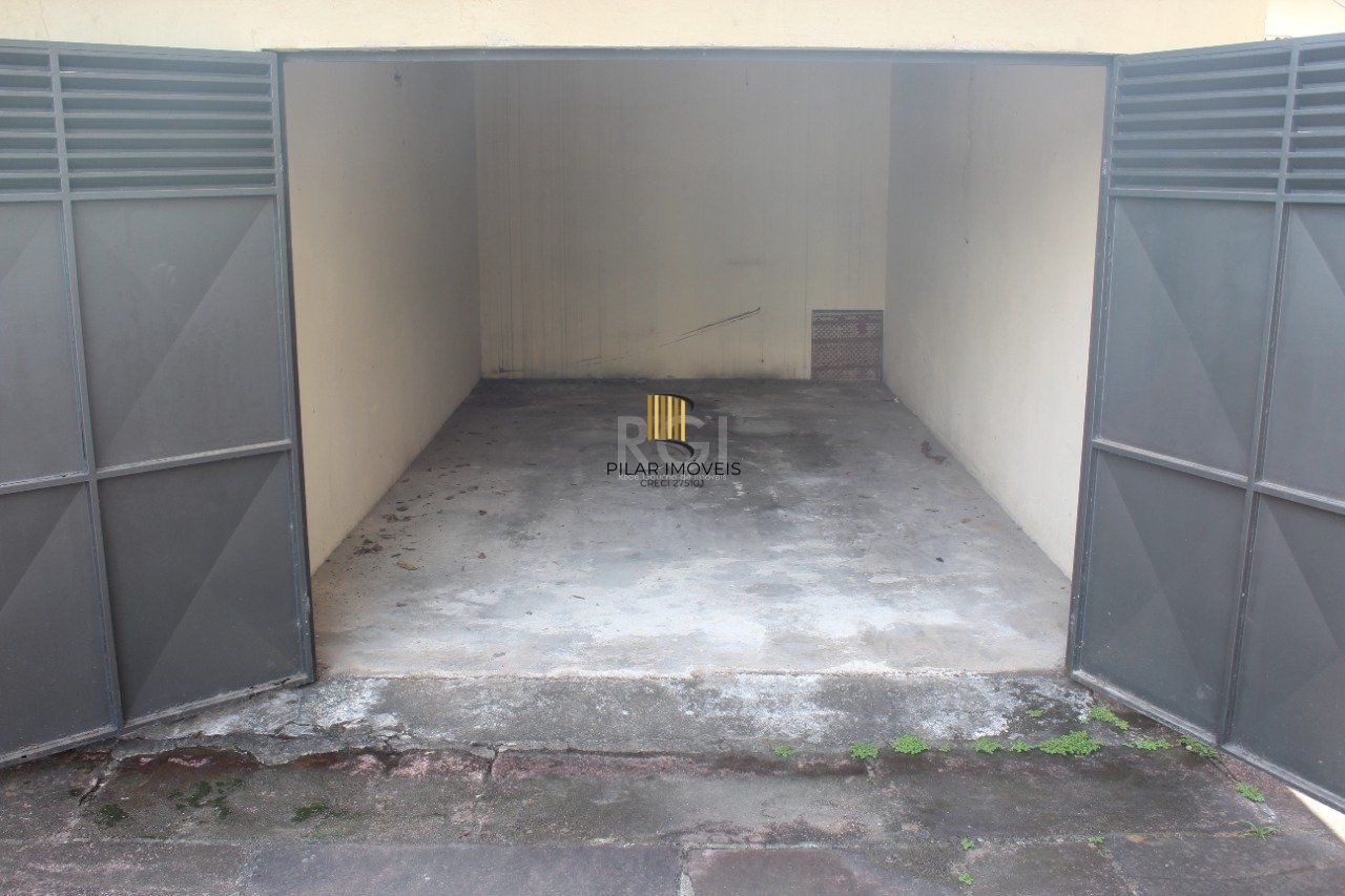 Apartamento para Venda - 54.24m², 2 dormitórios, 1 vaga - Lomba do Pinheiro