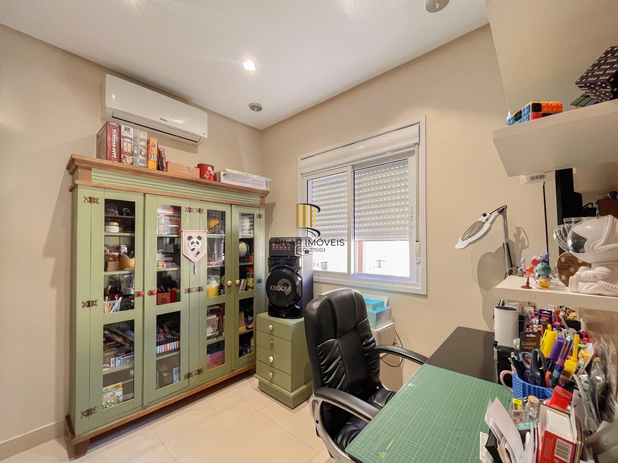 Casa em condomínio com 03 dormitórios no Alta Vista