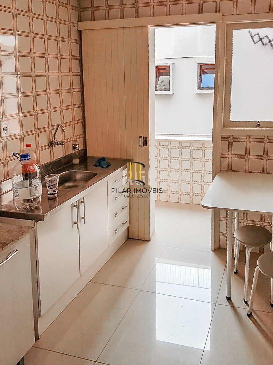 Apartamento para Venda - 42m², 1 dormitório, 1 vaga - Cidade Baixa