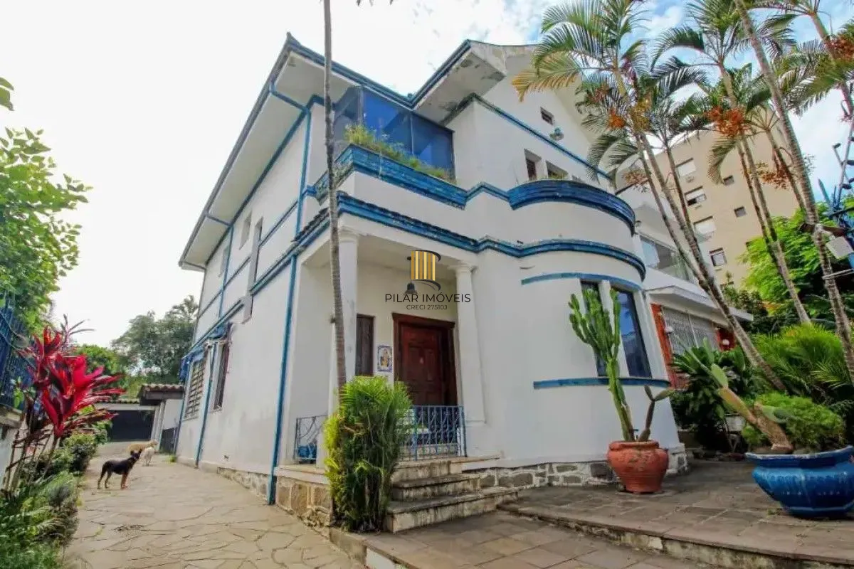 Casa 4 dormitórios no bairro São João