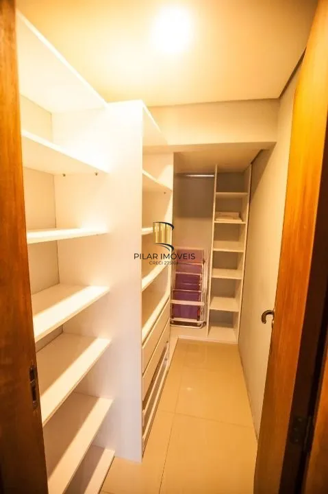 Casa 5 Suítes/ Três Figueiras